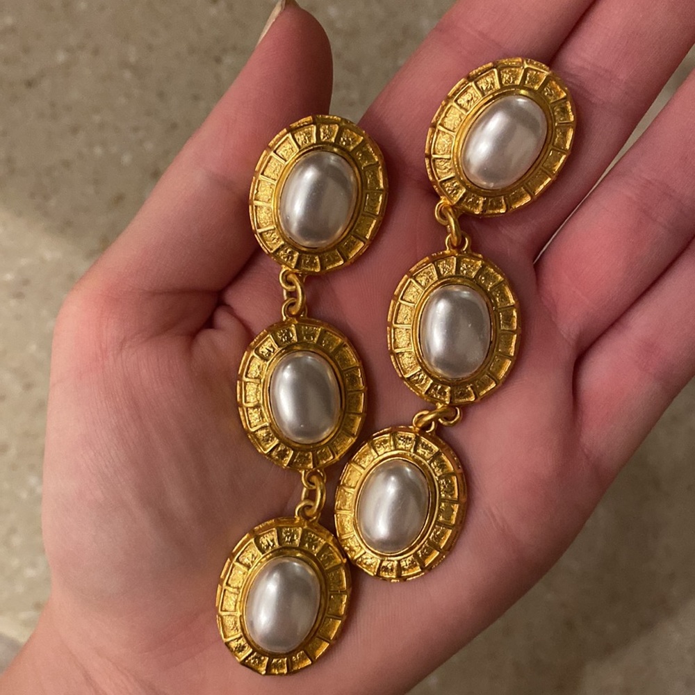 Valere Australia earrings